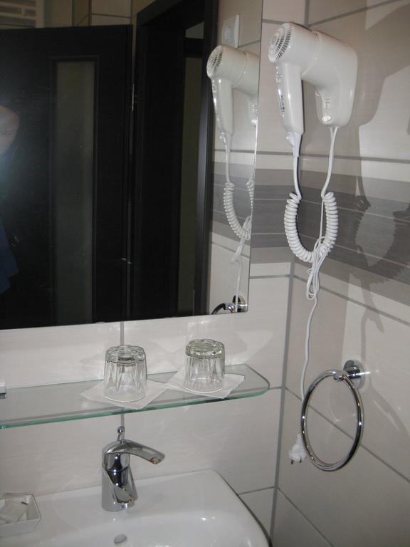 Hotel Uno Kecskemét Zewnętrze zdjęcie