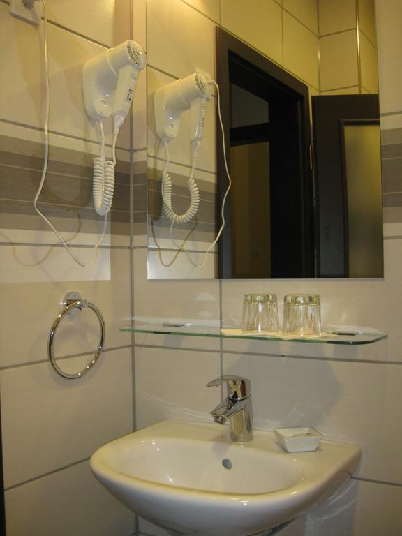 Hotel Uno Kecskemét Zewnętrze zdjęcie