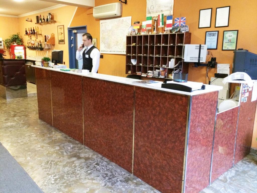 Hotel Uno Kecskemét Zewnętrze zdjęcie