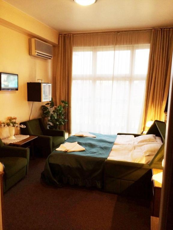 Hotel Uno Kecskemét Zewnętrze zdjęcie